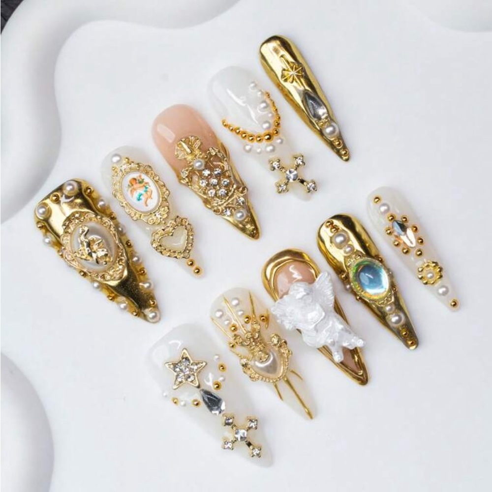 Gilded Grace Gold White Pearl Cross Charm Luxury Press On Nail Set
